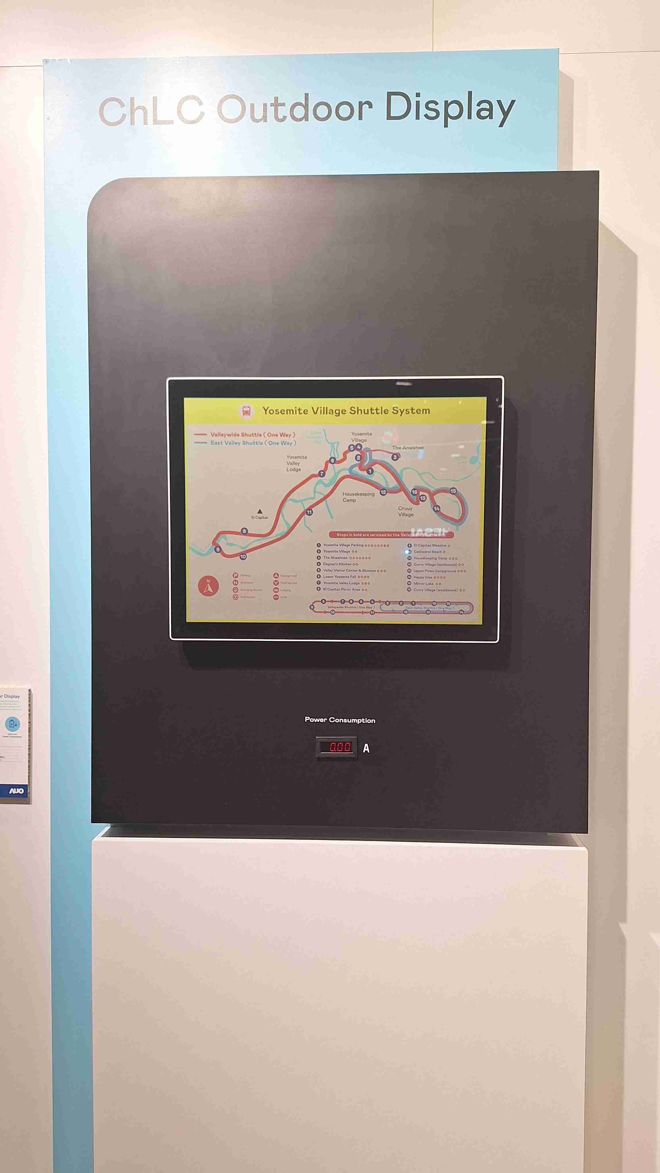 918.COM的「胆固醇液晶超低耗能户外全彩显示器」不只环保省电，，，且符合户外严苛使用环境，，，拥有在摄氏-30度至85度下的宽温使用优势，，，并且强光愈强愈能呈现绝佳的色彩饱和度及显示效果，，，易于安装的特性将成为户外电子看板的新首选。。